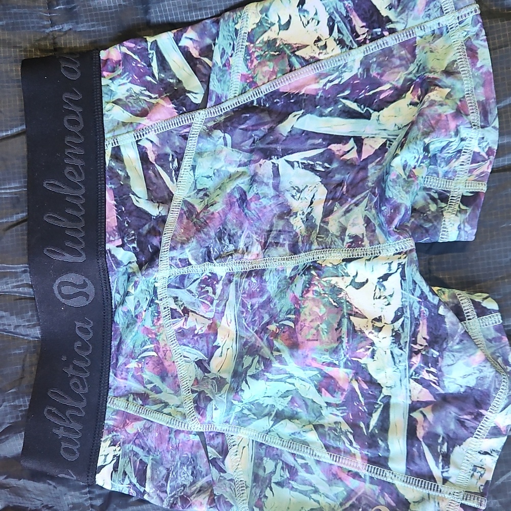Lululemon Short 2 - Picture 3 of 8